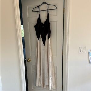 Commense Black and Cream Maxi Dress